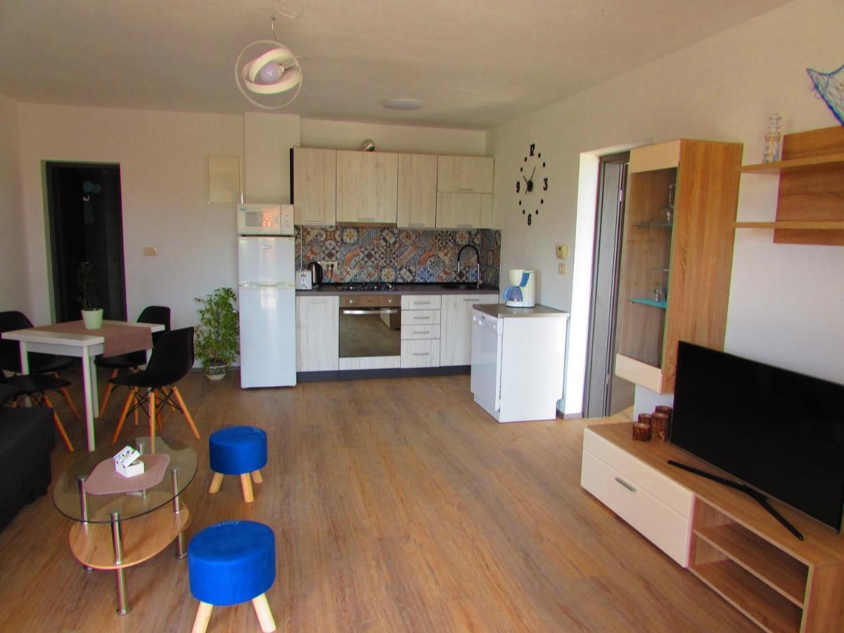 Apartman Mimi 로브란 외부 사진